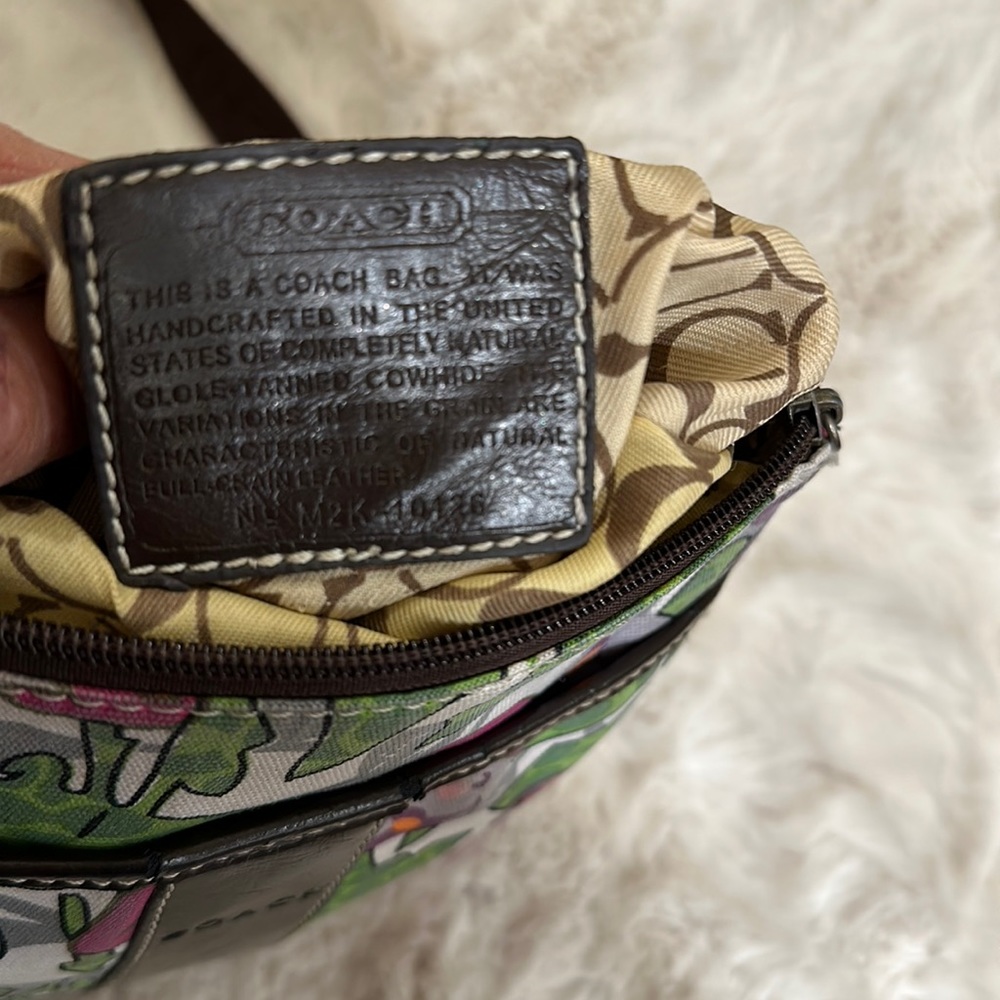 Coach purse - Picture 9 of 10